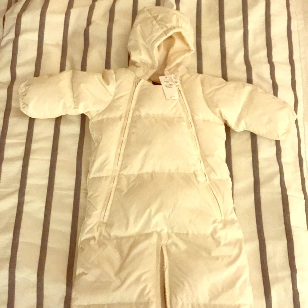 GAP Down filled water resistant fleece lined